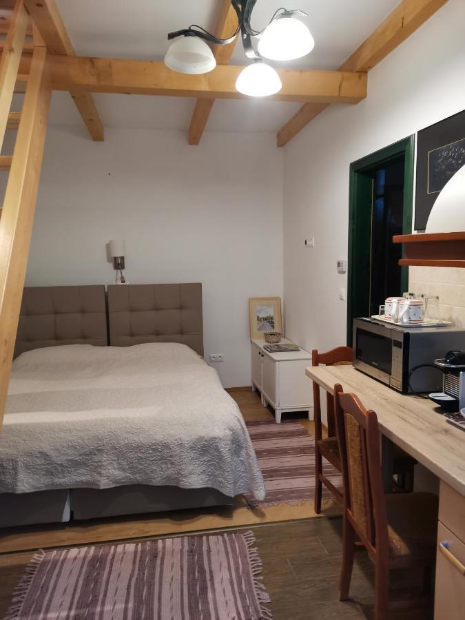 Novak Porta Vendeghaz-Tab, Zala Apartment Екстериор снимка